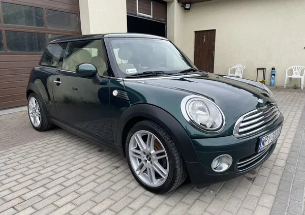 mini cooper mazowieckie MINI Cooper cena 22222 przebieg: 140690, rok produkcji 2007 z Piaseczno